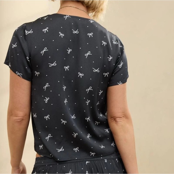 NWT Aerie Off Duty Tie Front Bow Short Sleeve Large - Picture 2 of 7